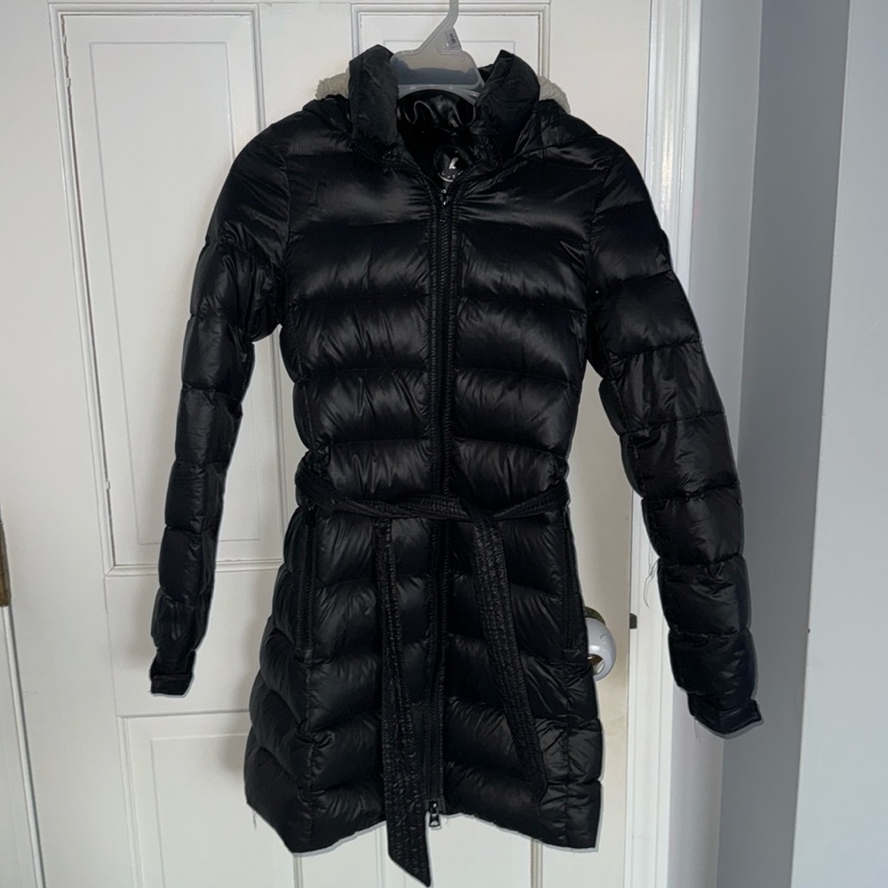 American eagle black puffer coat